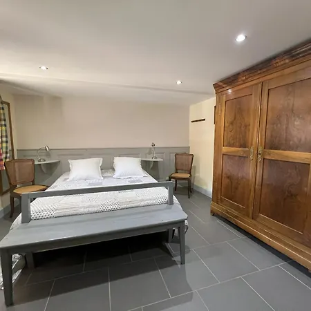 Marcel Et Marianne Jardin Et Parking Privatifs *